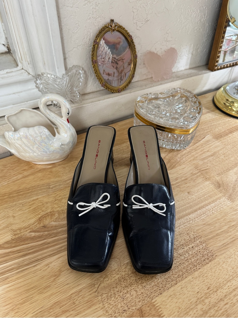 Bandolino Y2K Kitten Heel Mules Size 8.5 | Navy Square Toe Bow Slides Pumps - Picture 11 of 12
